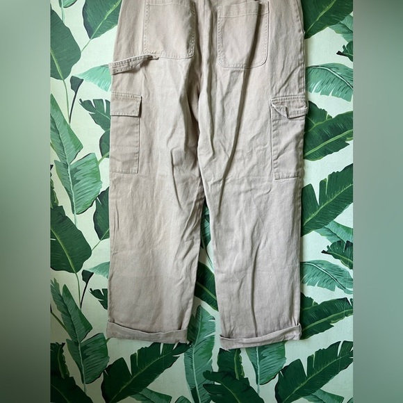 Target Sandy Liang Mid Rise Straight Leg Flat Front Cargo Khaki Pants Sz 6 - Picture 8 of 8